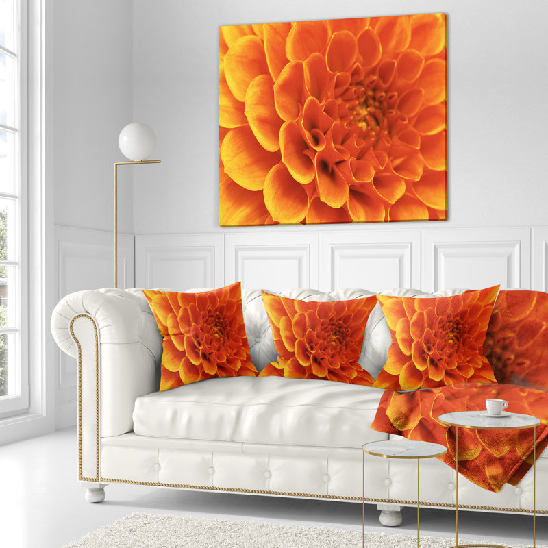 Grande fleur orange et pétales - coussin à imprimé floral, 16 po x 1 po, Coussin décoratif