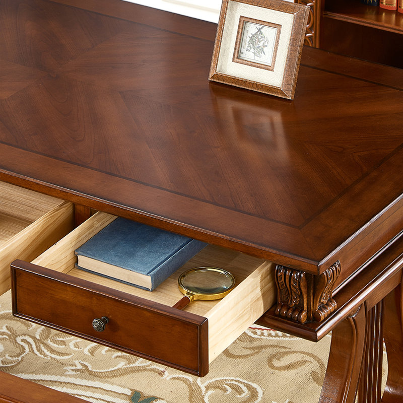 Bureau de style européen