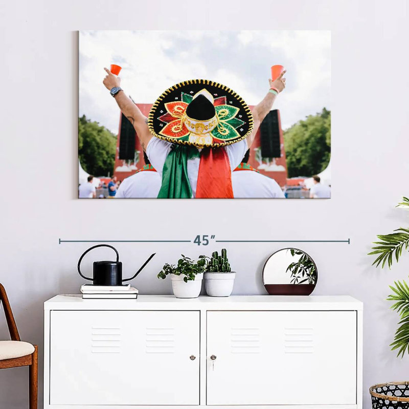 Les fans mexicains de Leisha se régalent, H 30 po x l 45 po