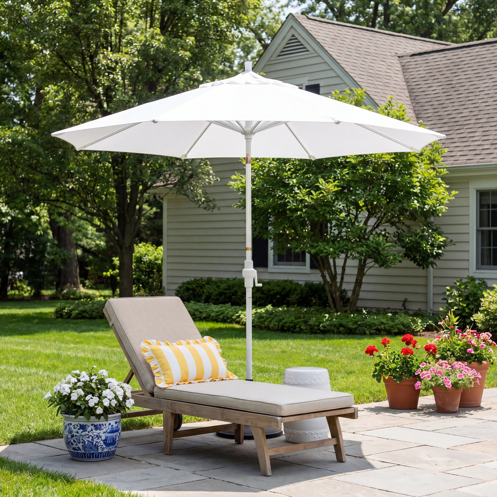 Calline 9' Umbrella, White - Olefin