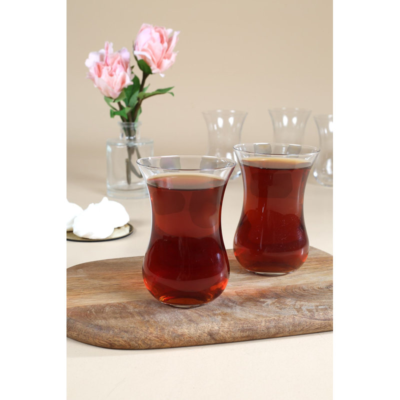 Ensemble de verres à thé élégants (6 pièces), 4,1 x 4,1 x 3,0 pouces | 100% verre, capacité de 4,1 oz liq. Design transparent lavable au lave-vaisselle | Parfait pour les amateurs de thé, élégant et durable pour toute occasion