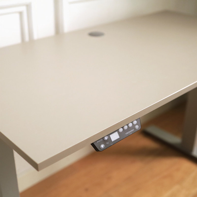 Bureau debout à hauteur ajustable l 47,17 po