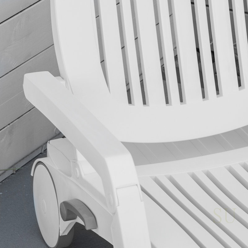 Chaise longue d'extérieur avec rangement, imperméable, assemblage rapide, conception pliante, 5 niveaux de dossier réglables pour piscine, plage, patio, jardin
