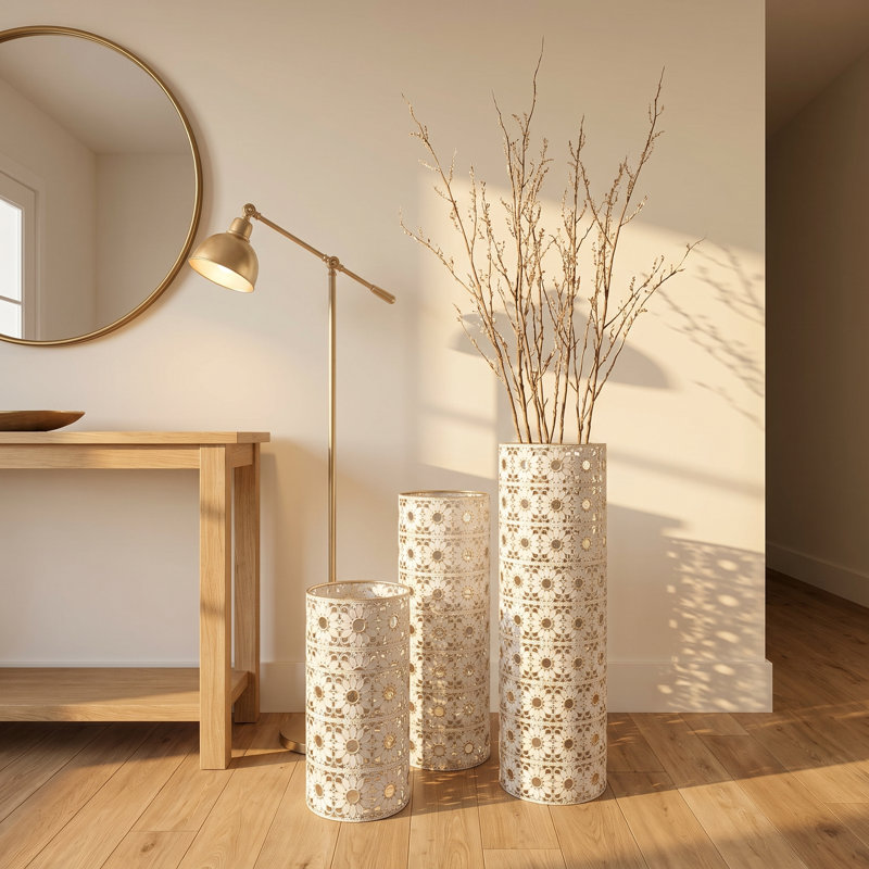 Vase de sol décoratif haut, ajouré et ajouré, en métal blanc doré, fabriqué à la main, lot de 3