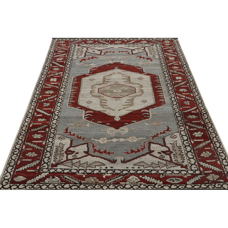 Burano Hand Knotted Wool Geometric Area Rug, Rectangle 4' x 5'