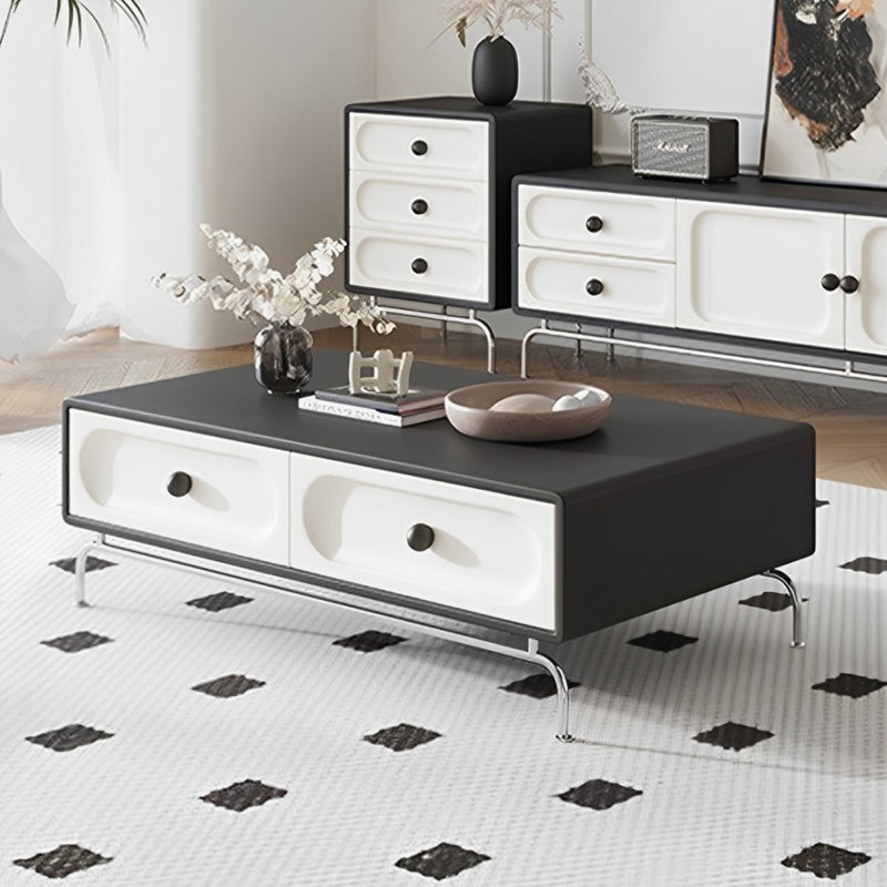 Table basse à 4 pieds avec rangement
