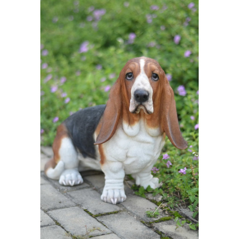 Figurine de basset hound
