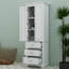Imposante armoire de rangement avec trois tiroirs et tablettes réglables-1045003907