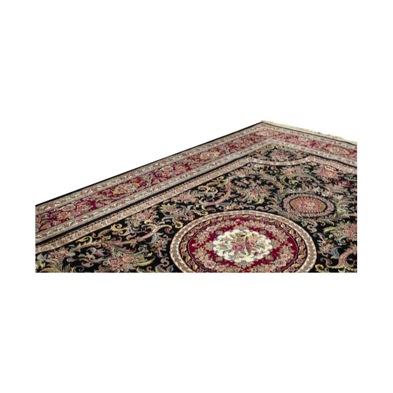 Hand Woven Wool Oriental Area Rug