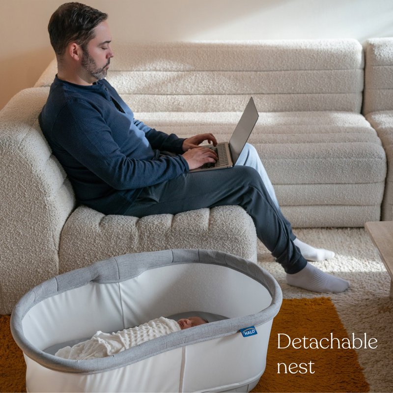 BassiNest 3.0 Connected AutoSoothe Swivel Sleeper - Lowering Wall - Swivels Over the Bed - App Controlled