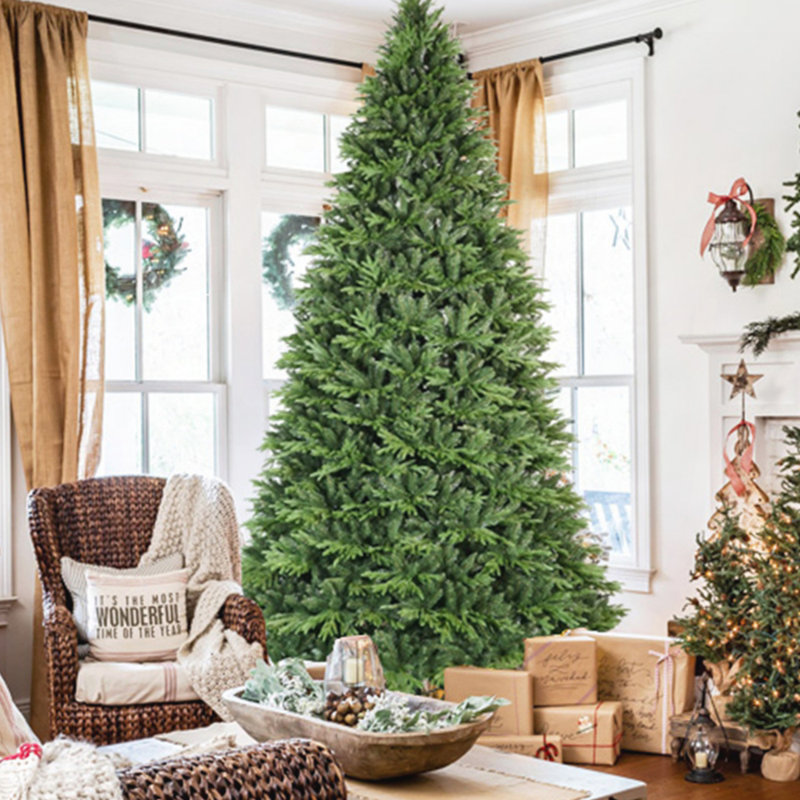 Arbre de Noël artificiel de 6,5 pi avec 2225 pointes, aiguilles en polyuréthane réaliste, bourre facile et support en métal robuste pour la décoration intérieure et extérieure