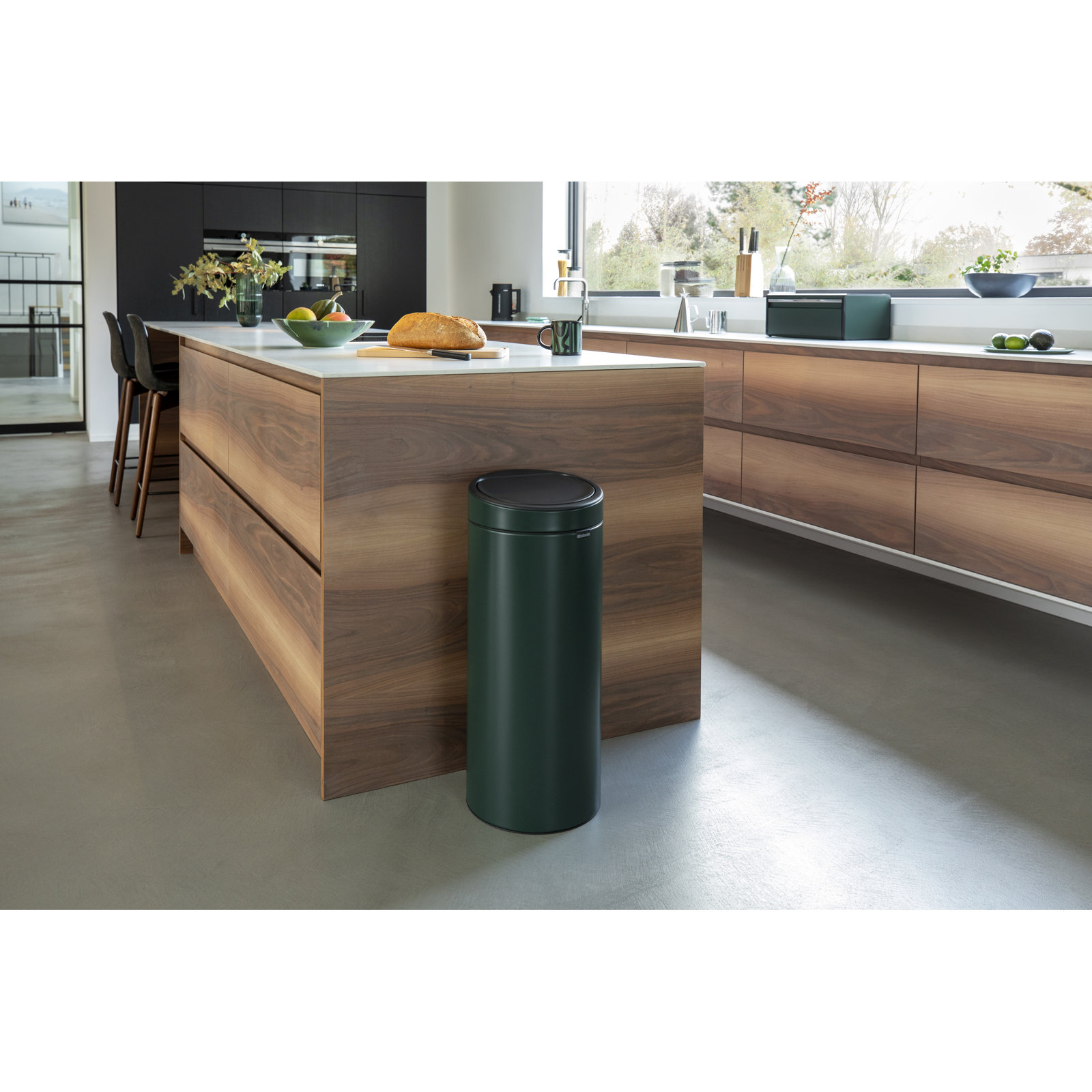 Brabantia 8 Gallon Touch Top Trash Can, Pine Green