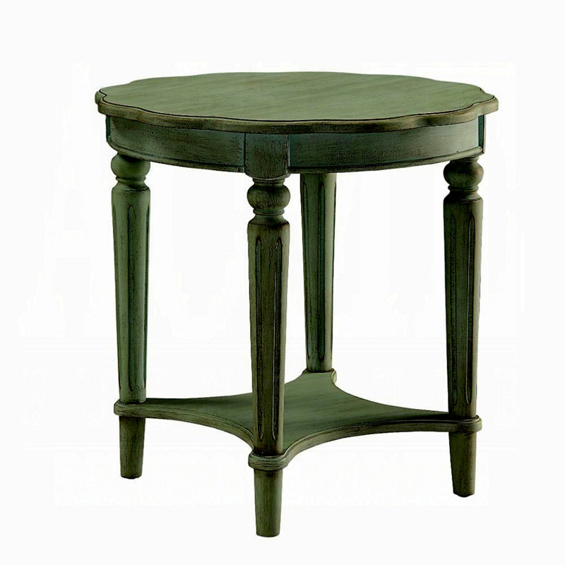 Avarey Traditional 24"Dia Round 1-Shelf End Table with Scalloped Top, Green