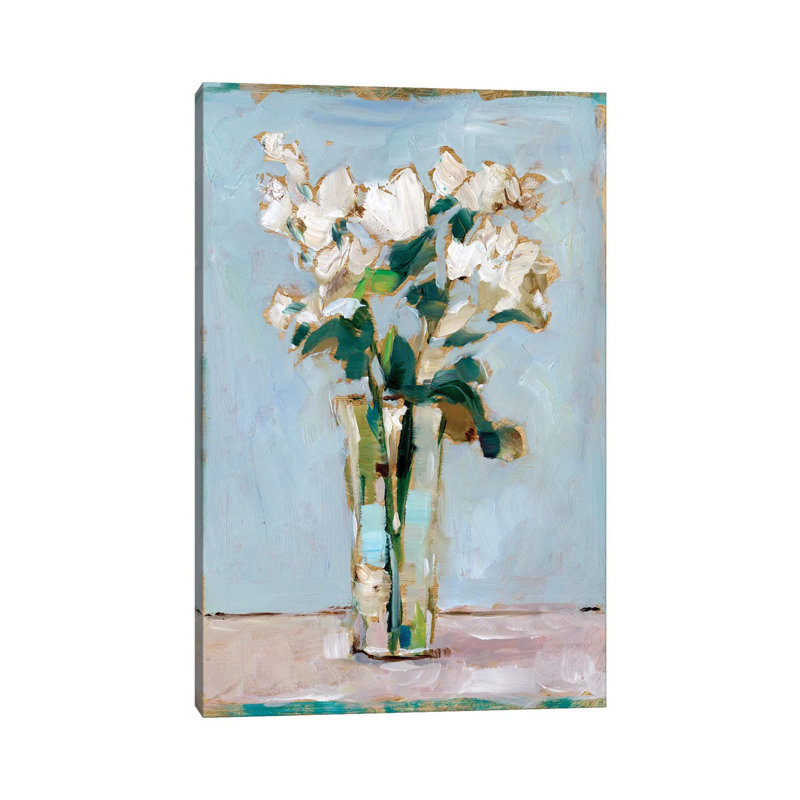 «White Floral Arrangement I» par Ethan Harper - reproduction d'art, Toile tendue, Pas de tapis, H 48 po x l 32 po x P 1,5 po