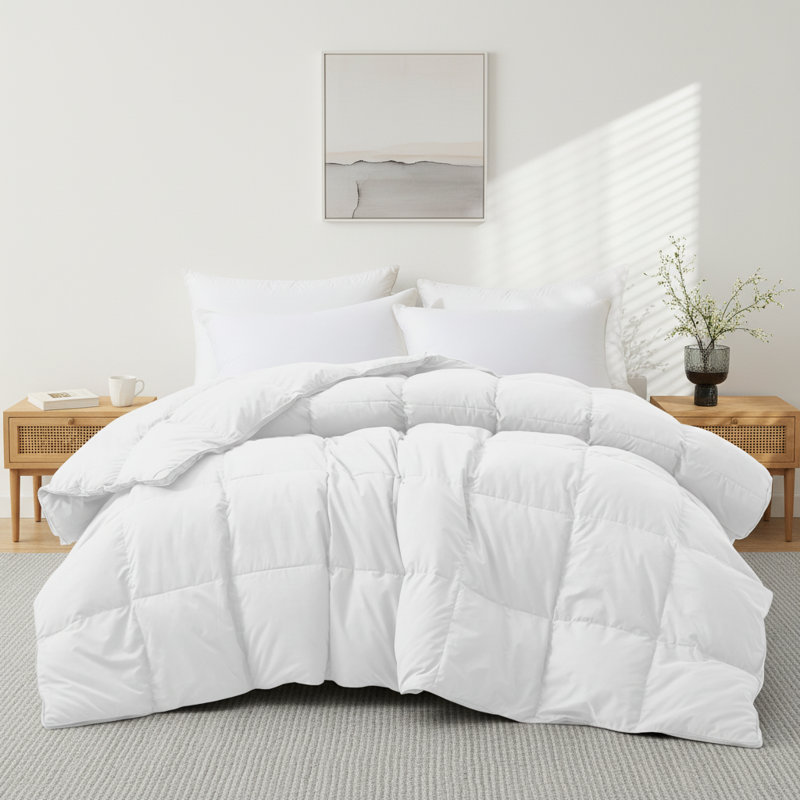 Soft & Quiet Ultra Fluffy Gusset Down Feather Fill Comforter All Season Duvet Insert , Queen