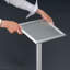 Porte-enseignes flexible