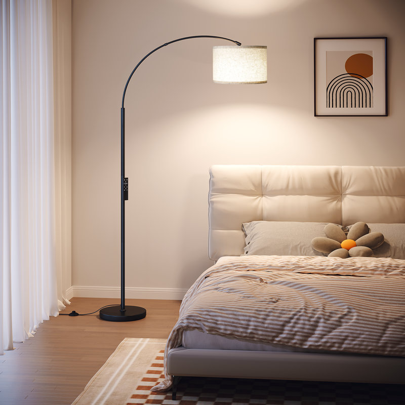 Lampe sur pied arquée 75 po Merick, Noir