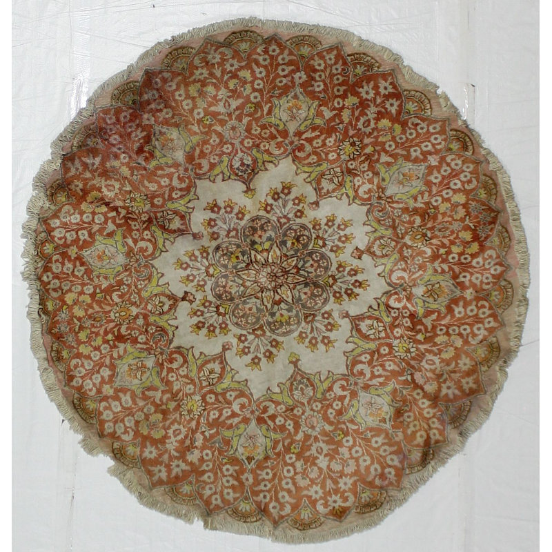 One-of-a-Kind 4′9″ 1990s Round Area Rug in