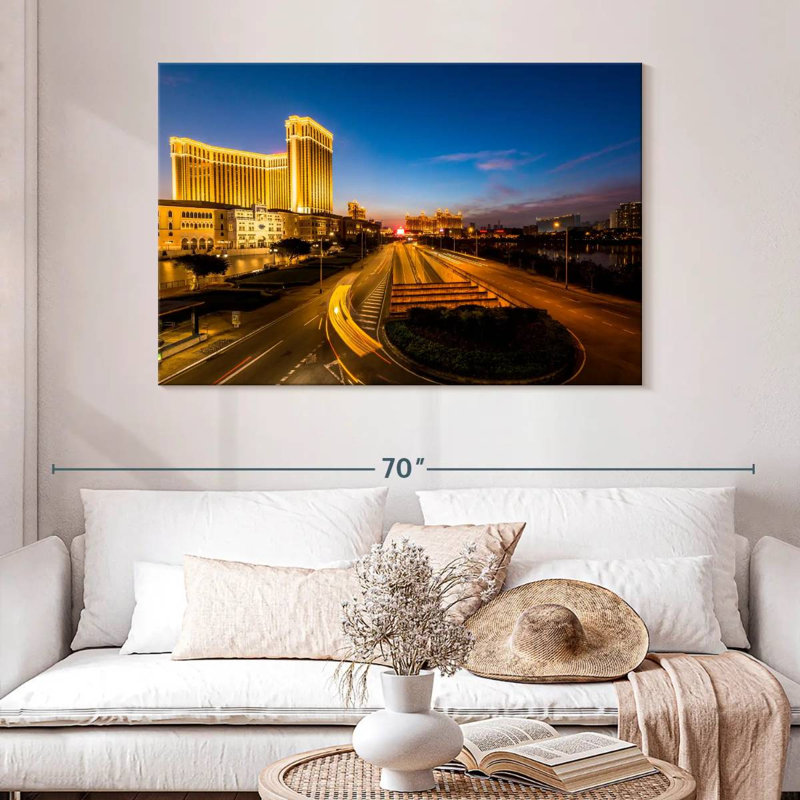 Macau, 32" H x 48" W
