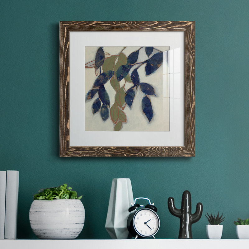 «I Entwined Leaves I-Premium», reproduction encadrée - prête à être accrochée, H 35,5 po x l 35,5 po x P 1,5 po, Cadre noyer