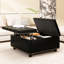 Grand rangement carré de style Mid-Century avec rivets, rangement moderne en similicuir noir, détails, unité centrale-1832865282