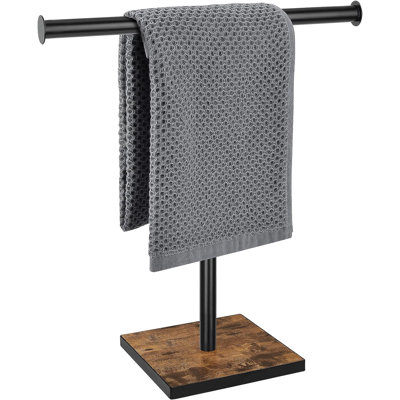 1 Freestanding Towel Stand