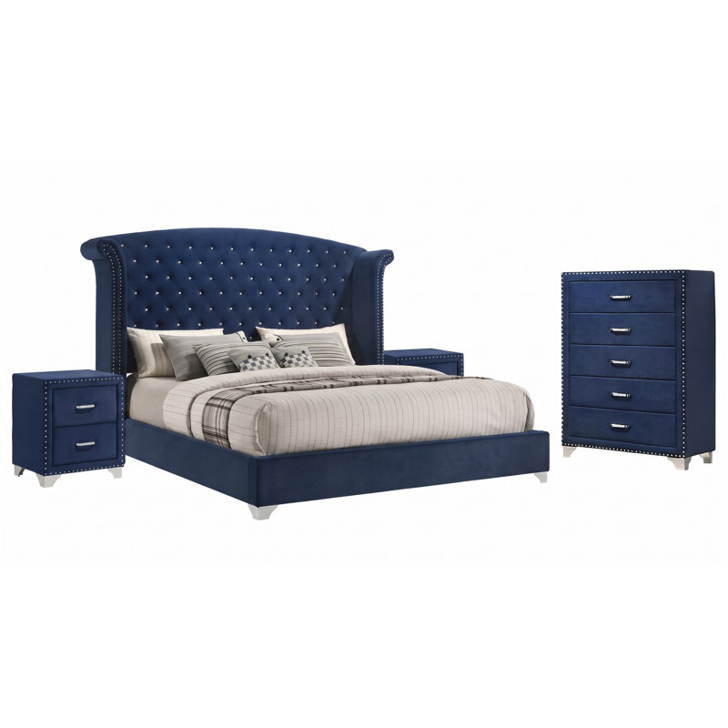 Ensemble de chambre à coucher 4 pièces Monroe, 4 Pcs: Bed, Chest, 2 Nightstands, King