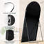 Miroir surdimensionné arqué en métal surdimensionné-538980989-570231710