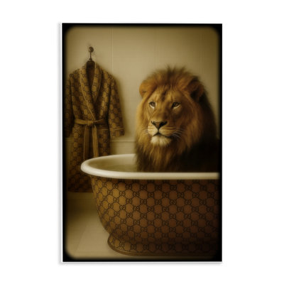 Lion Couture dans plaque de baignoire de luxe, design par Grotto Studios