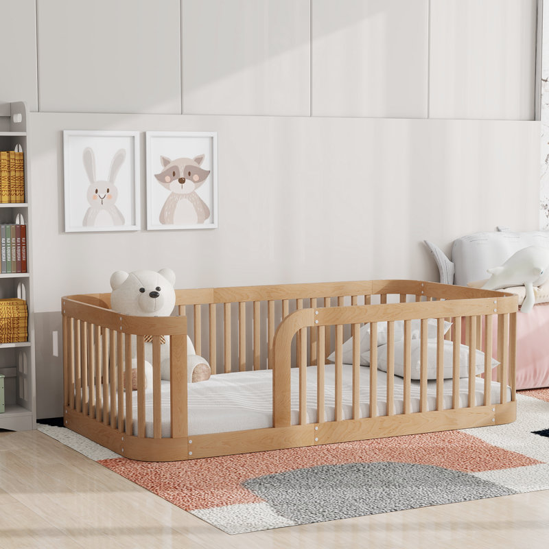 Floor Bed With Fence, Natural, Twin