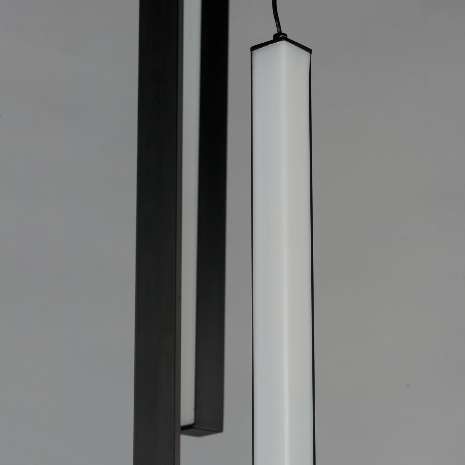 Salch 8 Light LED Pendant