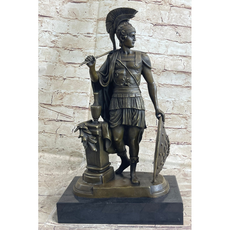 Figurines et sculptures