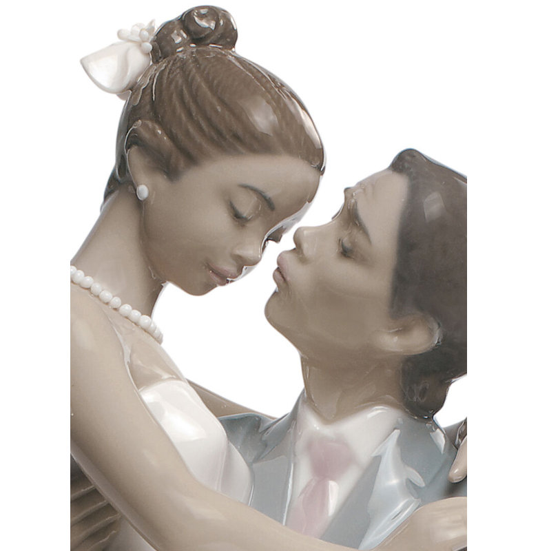 The Happiest Day Couple Figurine