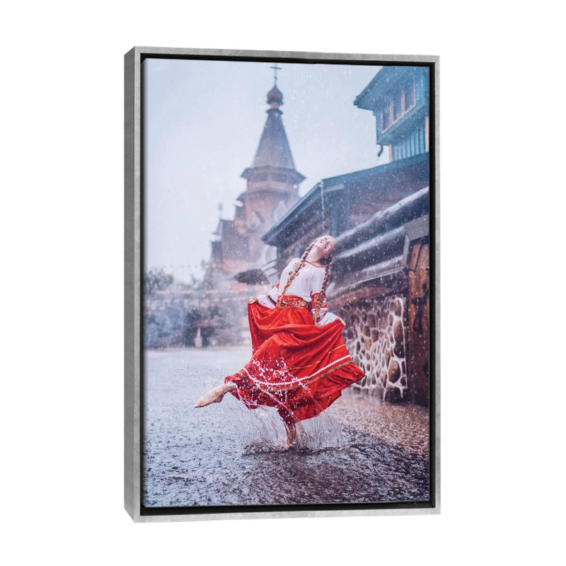 Reproduction de photo « Real Summer Happiness » par Hobopeeba, H 26 po x l 18 po x 1,5 po, Toile avec cadre argenté