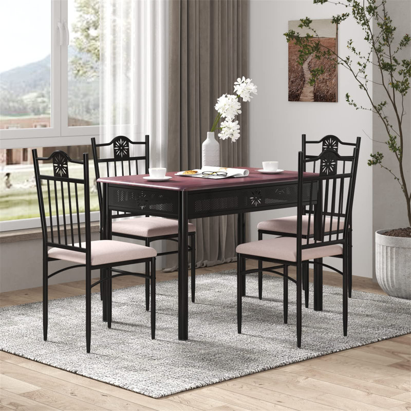 Geordi 4 - Person Dining Set