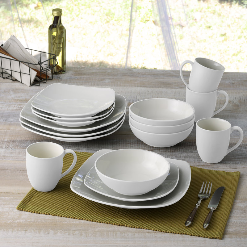 Noritake Colorwave 16-Piece Square Dinnerware Set, Service for 4, White