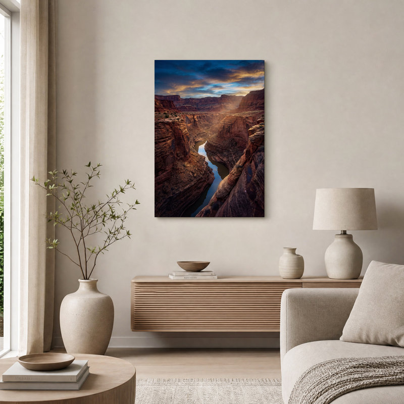 Tableau sur toile représentant une rivière sinueuse traversant le canyon de Red Rock, H 48 po x l 32 po