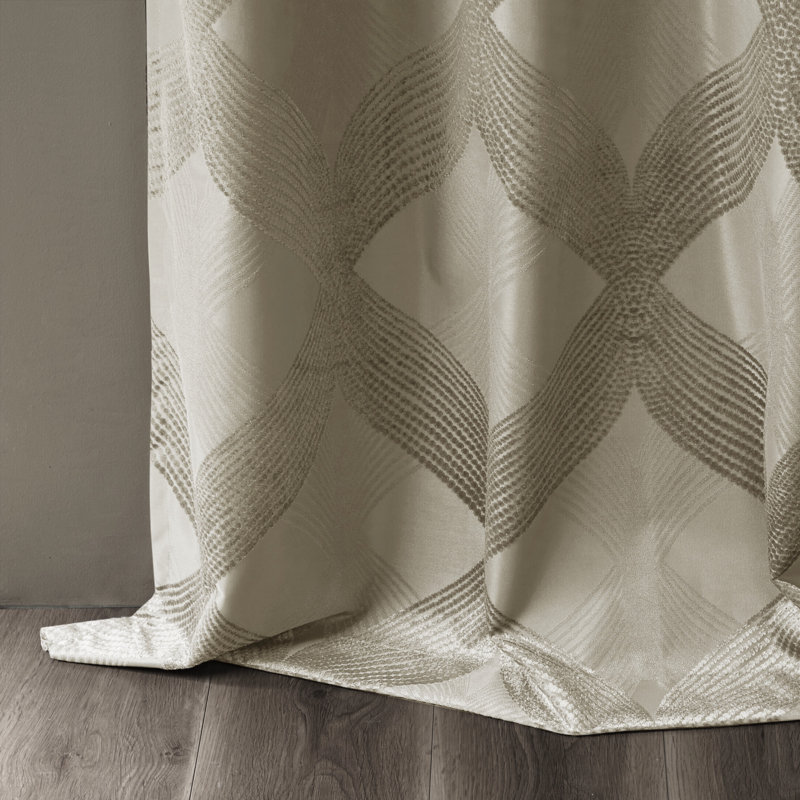 Rideau simple occultant Bentley Ogee, Taupe, L 50 po x L 84 po