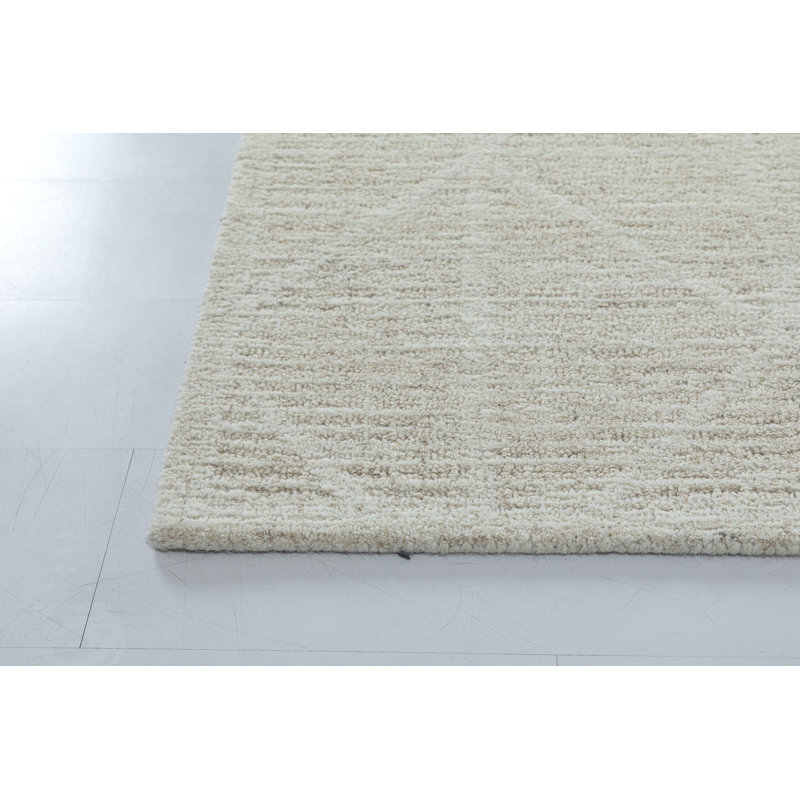 Crossover Hand Tufted Area Rug in Beige, Rectangle 5' x 8'