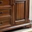 Buffet en bois de noyer
