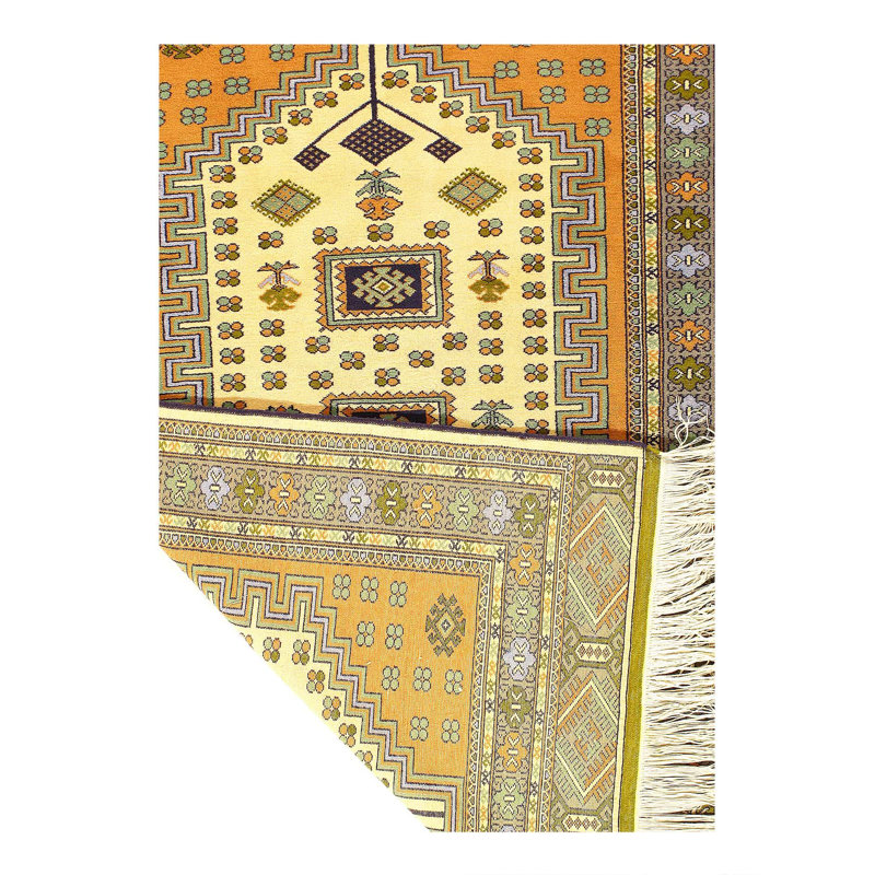 Jakylia Oriental Area Rug in Ivory