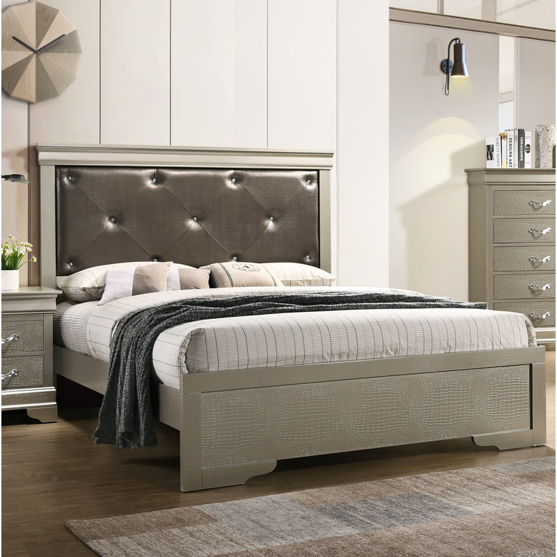 Upholstered Standard Bed, Queen