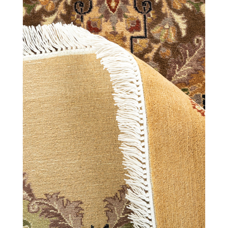 Classic One-of-a-Kind 6' 1" X 6' 1" Hand Knotted Area Rug
