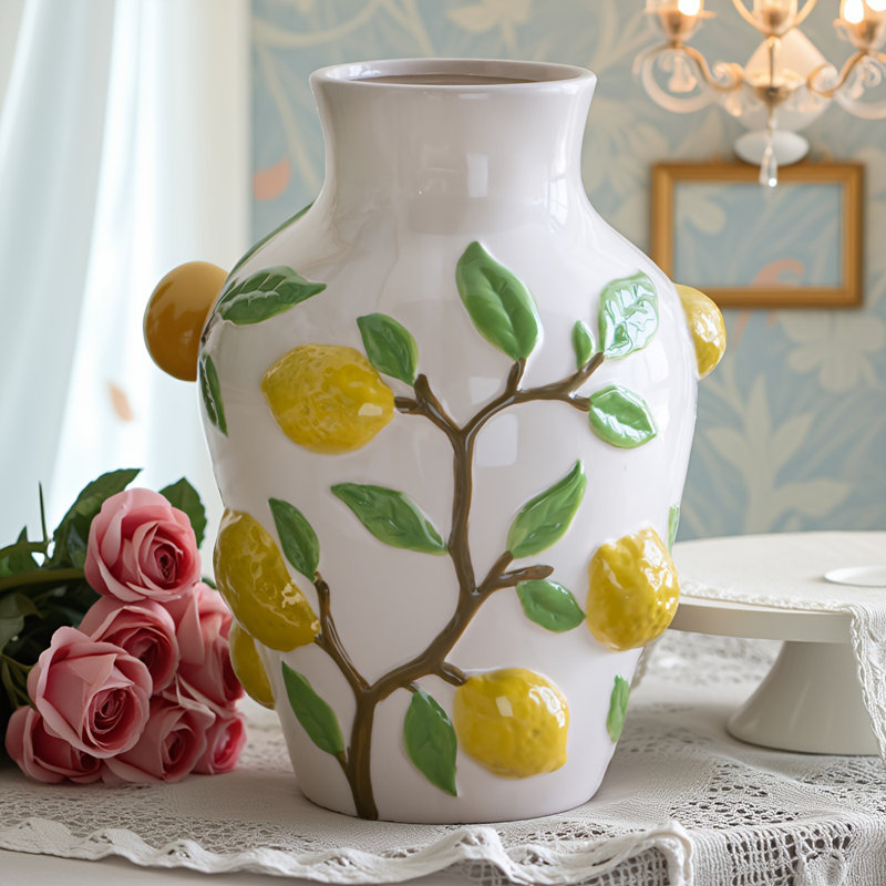 Vase en céramique blanche 9 x 9 x 12,5 po - accents de vigne jaune vif citron et vert, décor 100% céramique 5lbs pour le salon / la cuisine / la salle à manger