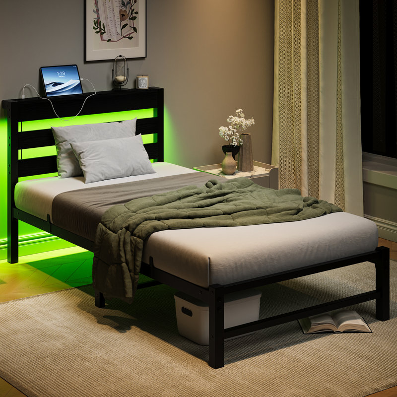 Cadre de lit plateforme simple robuste avec ports, lit à DEL multicolore, structure en métal, bruit, sous-espace, installation rapide, tête de lit noire, charge pratique, lattes en acier robuste, rangement, assemblage facile,