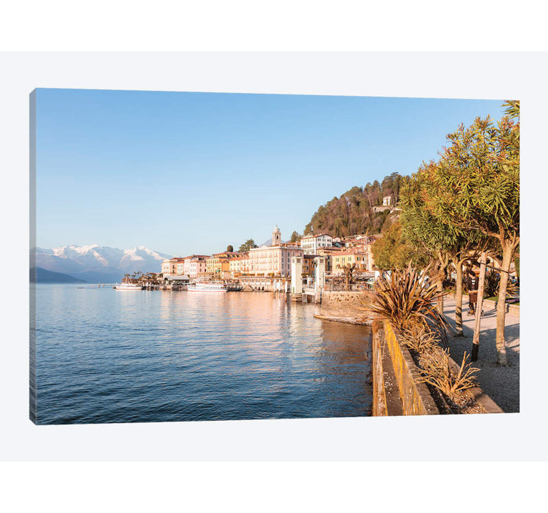 «Bellagio Waterfront, Como Lake, Italy» par Matteo Colombo, impression sur toile tendue, Papier d'art encadré noir, Blanc