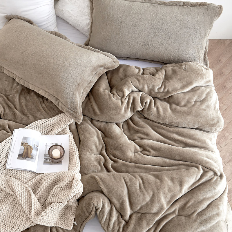 Me Sooo Comfy Coma Inducer Oversized Comforter Set, Queen Comforter + 2 Standard Shams, Brown