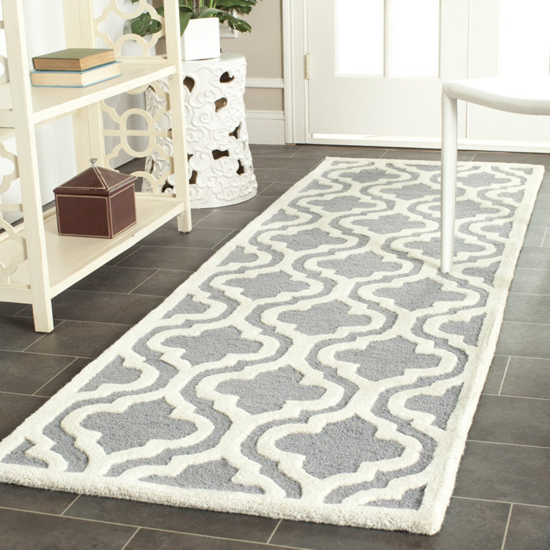 Tapis argent / ivoire en laine Cannen, Tapis de couloir 2 pi 6 po x 8 pi