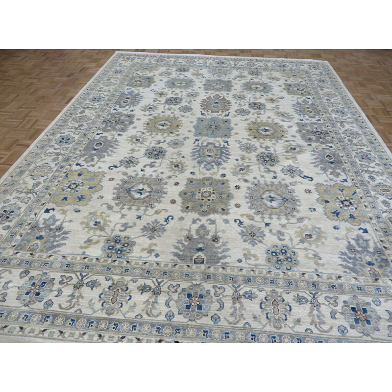 Tapis unique en laine noué à la main de 8 pi 11 po x 11 pi 7 po Aslihan