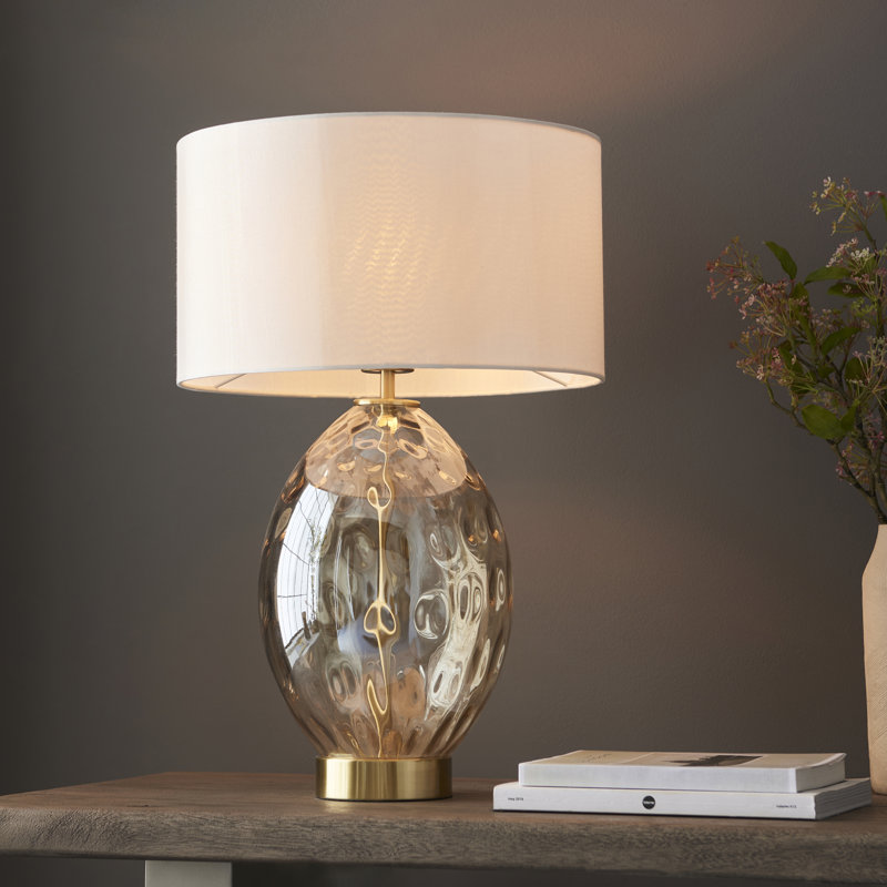 Karyen Metal Lamp